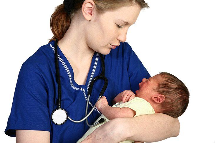 what-is-a-newborn-baby-nurse