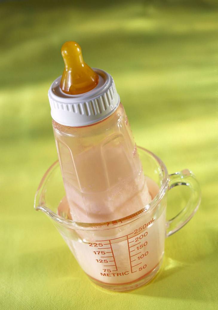 warming-stored-breast-milk